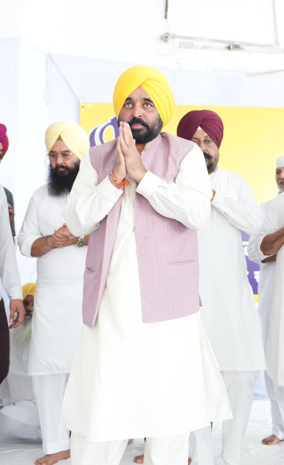 ਮਹਾਨ ਸ਼ਹੀਦਾਂ ਦੇ ਨਕਸ਼ੇ-ਕਦਮਾਂ ’ਤੇ ਚੱਲ ਕੇ ਪੰਜਾਬ ਤੇ ਪੰਜਾਬੀਆਂ ਦੀ ਸੇਵਾ ਕਰ ਰਹੇ ਹਾਂ-ਮੁੱਖ ਮੰਤਰੀ