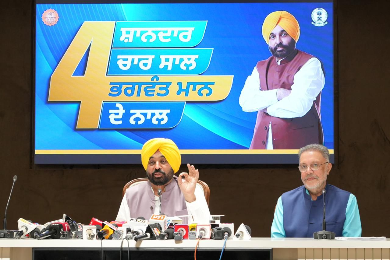 ਆਯੂਸ਼ਮਨ ਭਾਰਤ ਸਕੀਮ ਵਿੱਚ ਸ਼ਰਤਾਂ ਲਾਗੂ, ਜਦੋਂ ਕਿ ‘ਆਪ` ਸਰਕਾਰ ਦੀ ਮੁੱਖ ਮੰਤਰੀ ਸਿਹਤ ਯੋਜਨਾ ਬਿਨਾਂ ਕਿਸੇ ਪਾਬੰਦੀ ਦੇ 10 ਲੱਖ ਰੁਪਏ ਦੇ ਨਕਦ ਰਹਿਤ ਇਲਾਜ ਦੀ ਗਰੰਟੀ ਦਿੰਦੀ ਹੈ, ਫਰਕ ਇਰਾਦੇ ਵਿੱਚ ਹੈ: ਮੁੱਖ ਮੰਤਰੀ ਭਗਵੰਤ ਸਿੰਘ ਮਾਨ