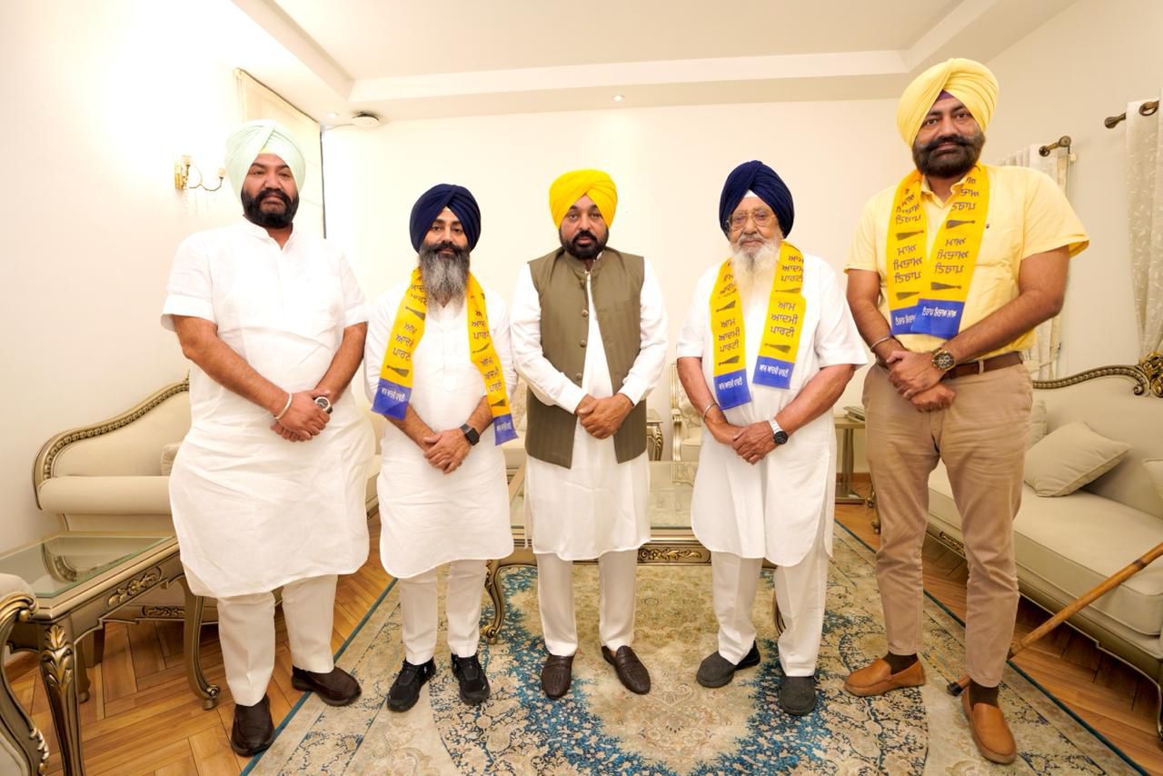 ਅਕਾਲੀ ਦਲ ਨੂੰ ਲੱਗਿਆ ਵੱਡਾ ਝਟਕਾ!*