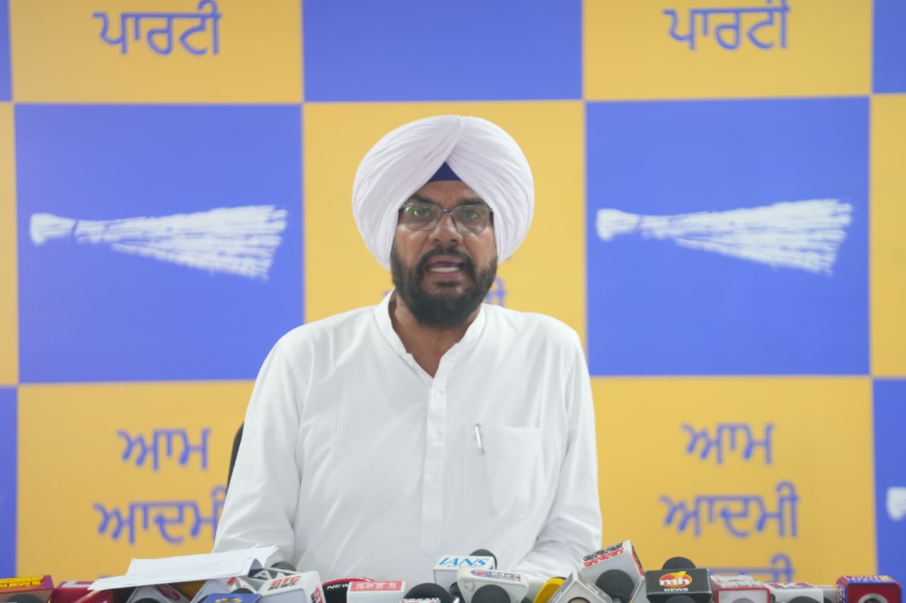 *ਯੁੱਧ ਨਸ਼ਿਆਂ ਵਿਰੁੱਧ: ਨਸ਼ਾ ਅਤੇ ਗੈਂਗਸਟਰ ਮੁਕਤ ਪੰਜਾਬ ਲਈ ਮਾਨ ਸਰਕਾਰ ਦੀ ਇਤਿਹਾਸਕ ਜੰਗ ਲਗਾਤਾਰ ਜਾਰੀ, ਹੁਣ ਤੱਕ 5091 ਮਾਮਲੇ ਦਰਜ, 7105 ਨਸ਼ਾ ਤਸਕਰ ਗ੍ਰਿਫਤਾਰ: ਕੁਲਦੀਪ ਧਾਲੀਵਾਲ*