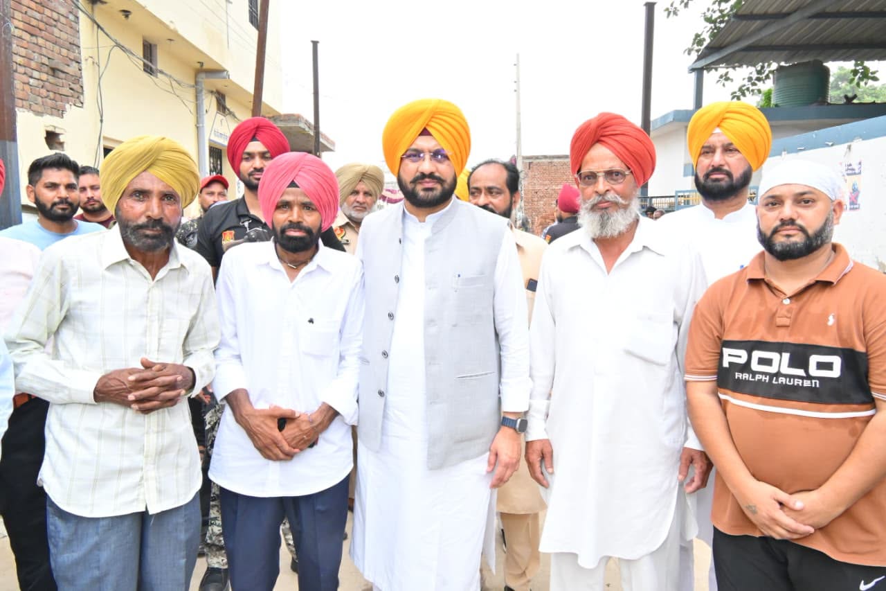 ਪੰਜਾਬ ਦੇ ਮੰਤਰੀਆਂ ਅਤੇ ਵਿਧਾਇਕਾਂ ਵੱਲੋਂ ਭਗਵੰਤ ਮਾਨ ਸਰਕਾਰ ਦੀਆਂ ਲੋਕ-ਪੱਖੀ ਨੀਤੀਆਂ ਨੂੰ ਘਰ-ਘਰ ਪਹੁੰਚਾਉਣ ਲਈ ਪੂਰੇ ਪੰਜਾਬ ਵਿੱਚ ‘ਲੋਕ ਮਿਲਣੀ’ ਦਾ ਆਯੋਜਨ